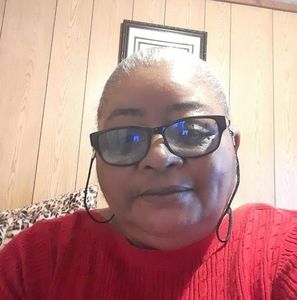 Meet your Posher, Shirley